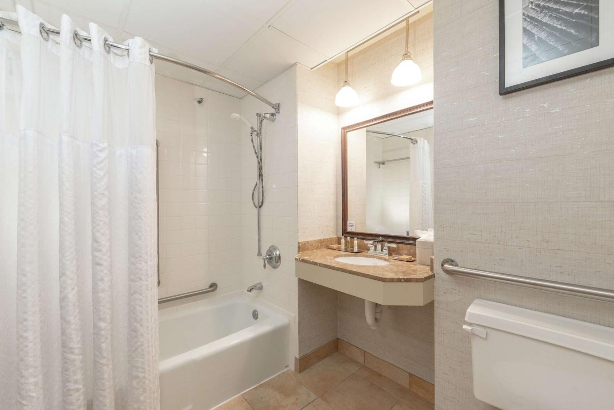 Doubletree By Hilton Bloomington Minneapolis South Eksteriør billede